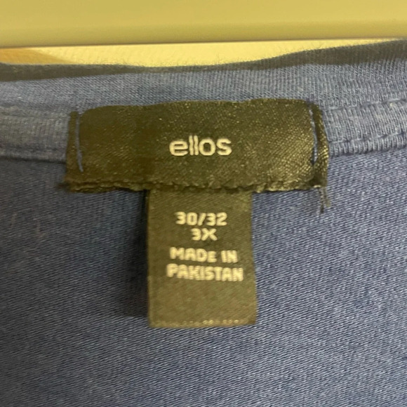 Ellos navy ladies top size 3X(30/32) jersey - Picture 6 of 6